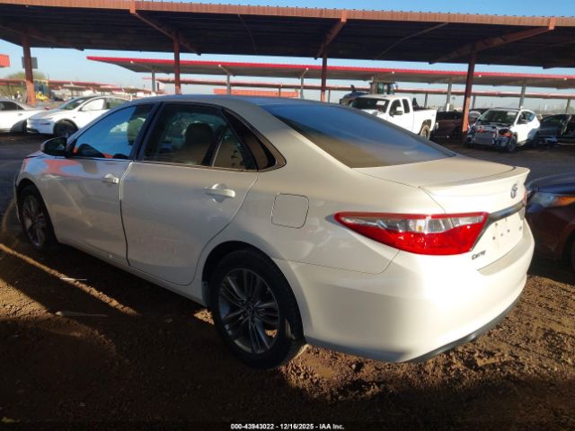 2015 TOYOTA CAMRY 4T1BF1FK2FU021242 Photo 2