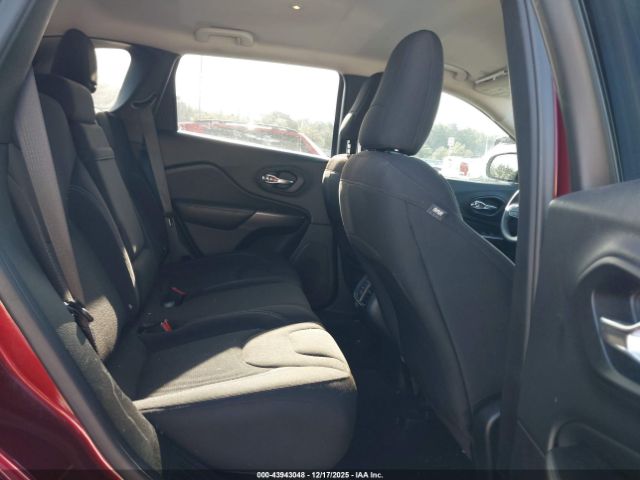 2019 JEEP CHEROKEE 1C4PJLCB0KD160823 Photo 7