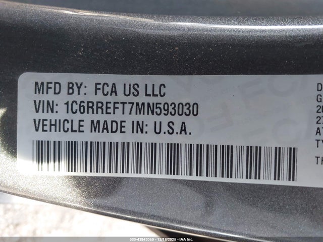 1C6RREFT7MN593030 RAM 1500 Big Horn 4x2 5&#039;7 Box
