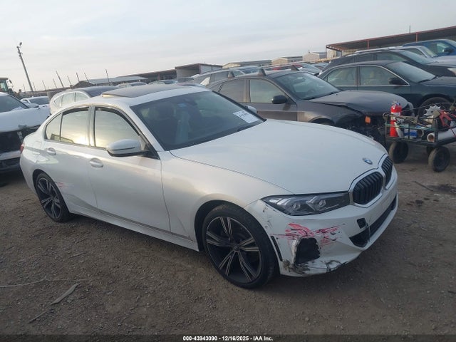 43943090 :رقم المزاد ، 3MW89FF04P8D73350 vin ، 2023 Bmw 330i Xdrive مزاد بيع