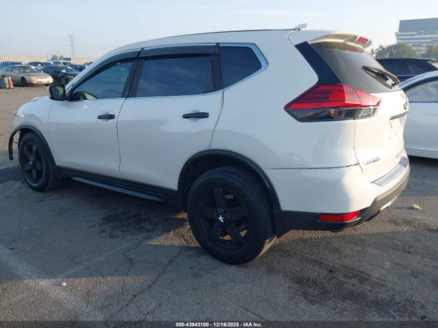 2018 NISSAN ROGUE 5N1AT2MTXJC712555 Photo 2