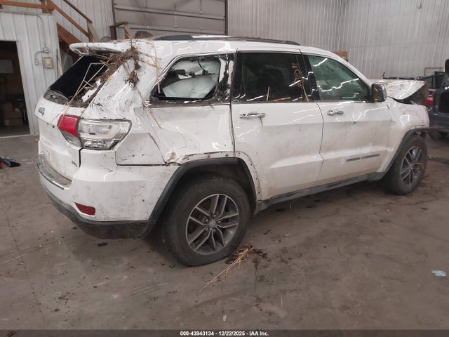 2018 JEEP GRAND CHEROKEE 1C4RJFBG0JC425557 Photo 3