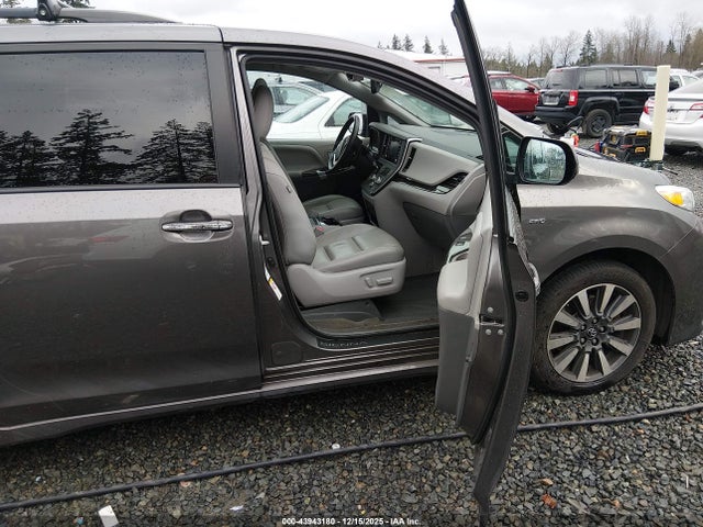 Toyota Sienna Xle 7 Passenger 2018 5TDDZ3DC1JS202440 Image 5