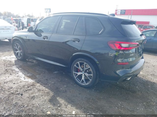 2021 BMW X5 5UXCR6C01M9F46004 Photo 2
