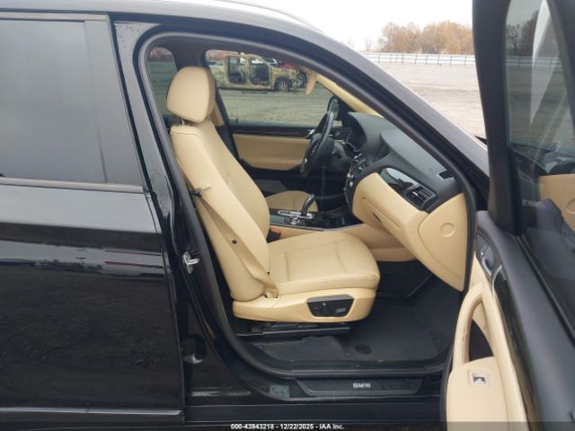 2017 BMW X3 5UXWX9C38H0W77050 Photo 4