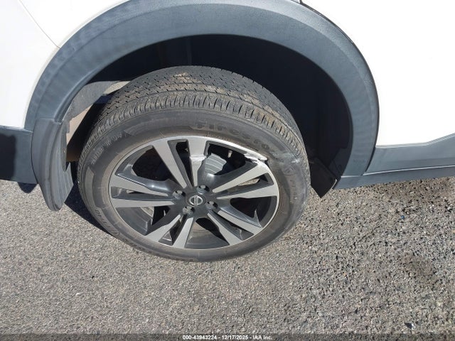 3N1CP5CU2JL526318 Nissan KICKS SR