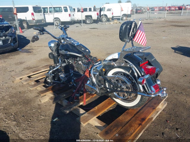 2003 HARLEY-DAVIDSON FLSTC 1HD1BJY153Y065593 Photo 2
