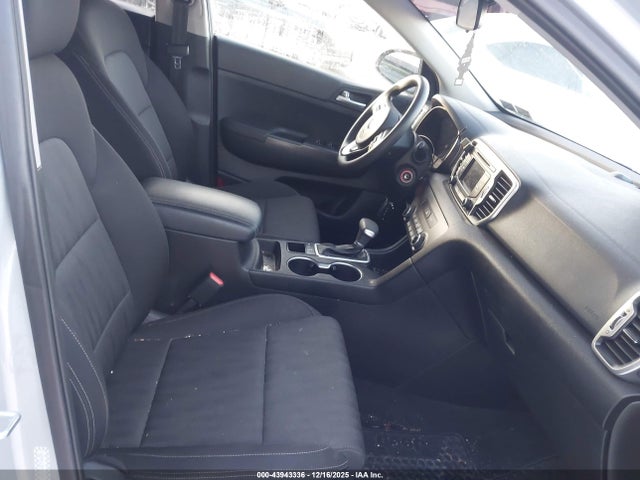 2019 KIA SPORTAGE KNDPMCAC8K7613555 Photo 4