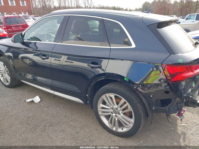 2019 AUDI Q5 WA1BNAFY8K2072031 Photo 2