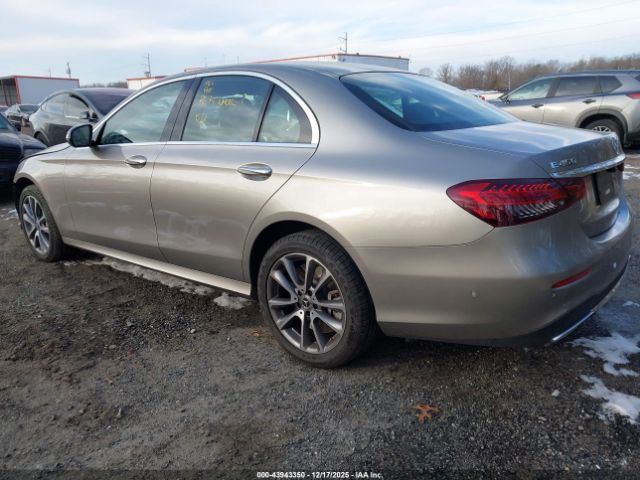 2021 MERCEDES-BENZ E 450 W1KZF5KB2MB001362 Photo 2