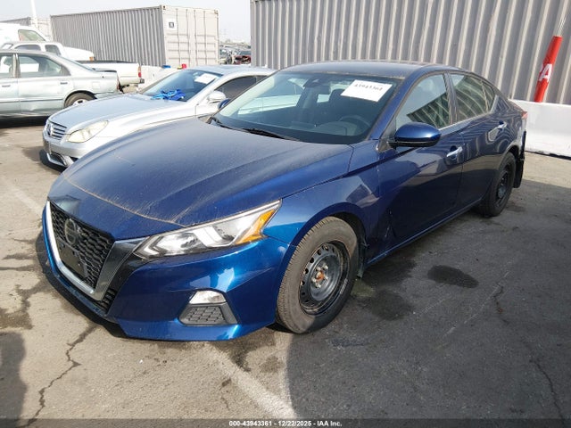 43943361 :رقم المزاد ، 1N4BL4BV0MN381654 vin ، 2021 Nissan Altima S Fwd مزاد بيع