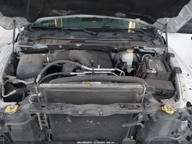 2017 RAM 1500 3C6RR7KT5HG709924 Photo 9