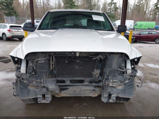 2017 RAM 1500 3C6RR7KT5HG709924 Photo 5