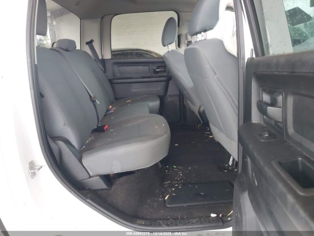 2017 RAM 1500 3C6RR7KT5HG709924 Photo 7