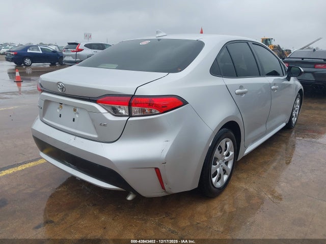 JTDEPMAE9NJ202081 Toyota COROLLA LE