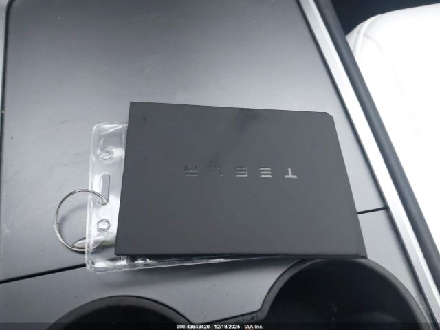 2022 TESLA MODEL Y 7SAYGDEF9NF539604 Photo 10