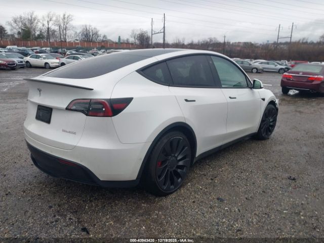 2022 TESLA MODEL Y 7SAYGDEF9NF539604 Photo 3