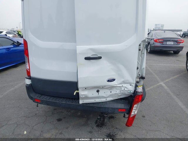 1FTYE1CM5KKB43185 Ford Transit-150