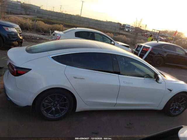 Tesla Model 3 Long Range/performance 2019 5YJ3E1EB8KF510874 Image 13