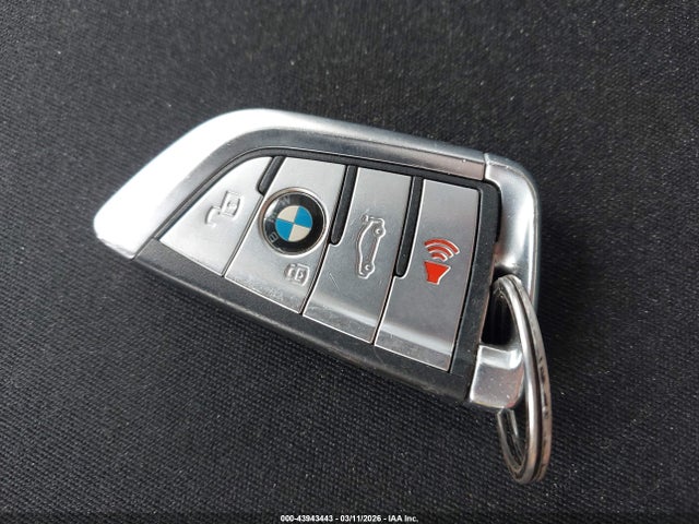 43943443 :رقم المزاد ، WBSDZ0C09NCH54115 vin ، 2022 Bmw M8 Cabriolet Competition مزاد بيع