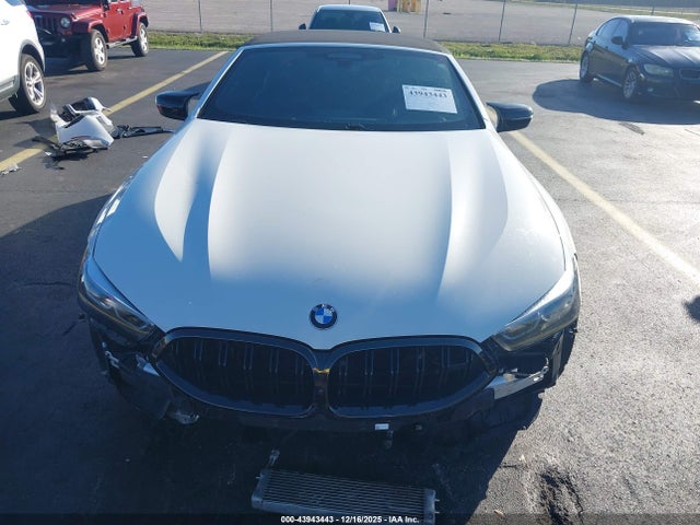 43943443 :رقم المزاد ، WBSDZ0C09NCH54115 vin ، 2022 Bmw M8 Cabriolet Competition مزاد بيع