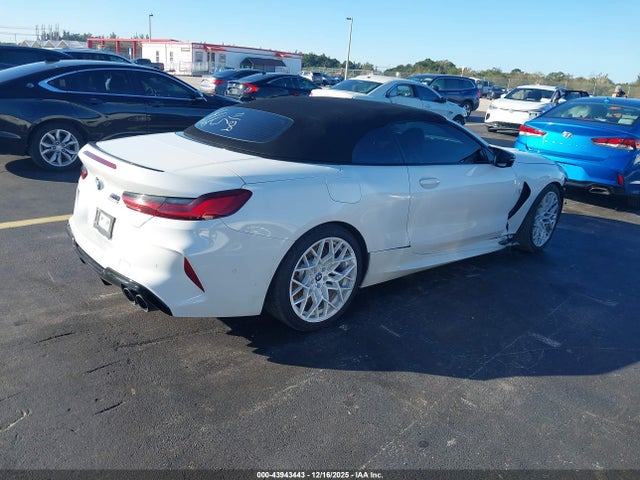 43943443 :رقم المزاد ، WBSDZ0C09NCH54115 vin ، 2022 Bmw M8 Cabriolet Competition مزاد بيع