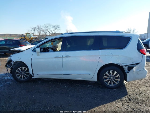 Chrysler Pacifica Touring L Plus 2020 2C4RC1EG1LR273338 Image 13