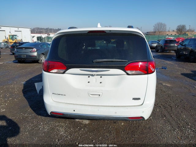 Chrysler Pacifica Touring L Plus 2020 2C4RC1EG1LR273338 Image 15