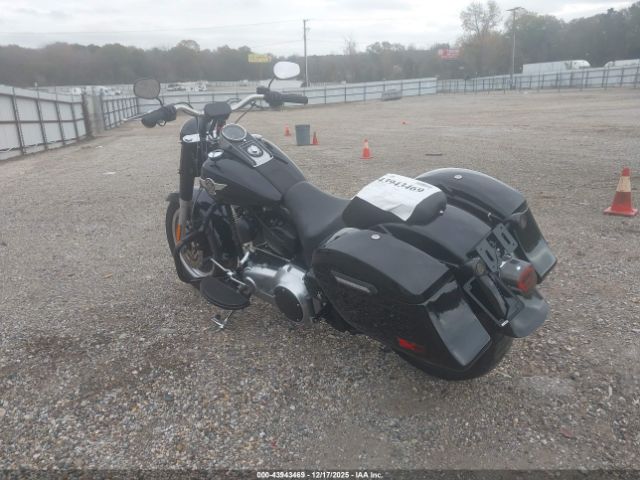 2010 HARLEY-DAVIDSON FLSTFB 1HD1JN519AB046110 Photo 2
