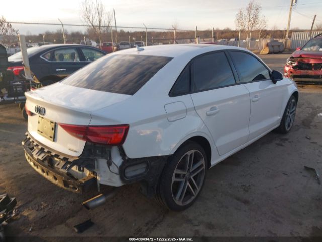 2018 AUDI A3 WAUB8GFF4J1021318 Photo 3