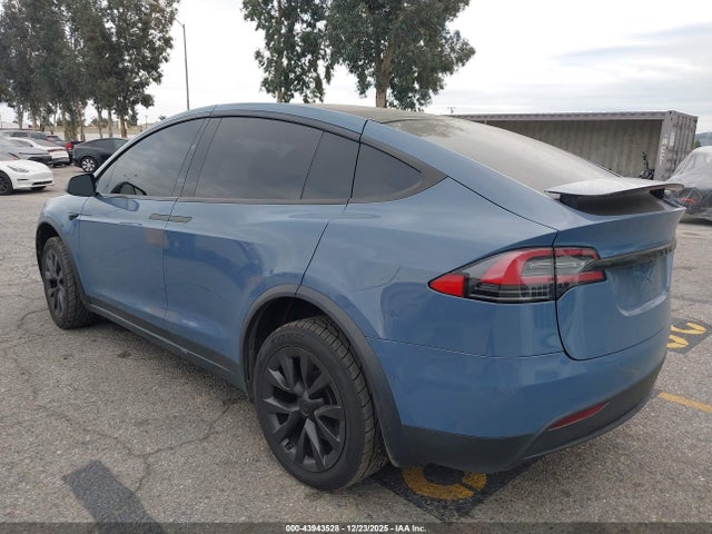 2017 TESLA MODEL X 5YJXCDE24HF070184 Photo 2