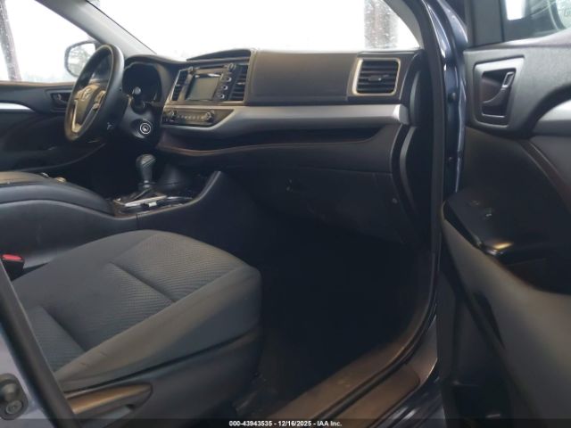 2018 TOYOTA HIGHLANDER 5TDBZRFH3JS908084 Photo 4