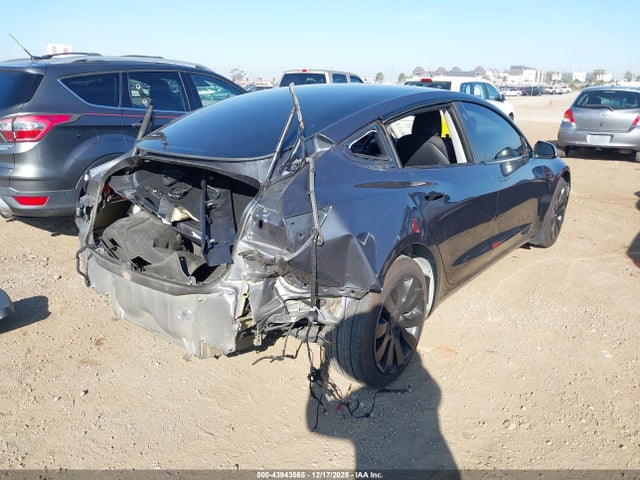 2021 TESLA MODEL 3 5YJ3E1EA6MF094768 Photo 3