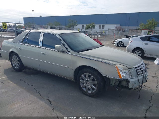 2010 CADILLAC DTS 1G6KH5EY7AU104351 Photo 0
