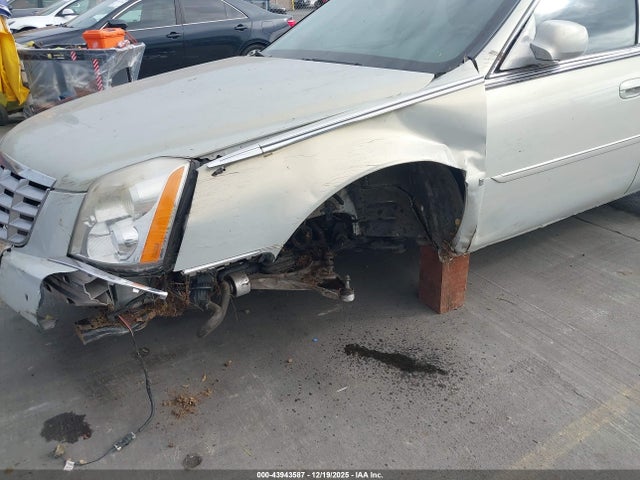 2010 CADILLAC DTS 1G6KH5EY7AU104351 Photo 5