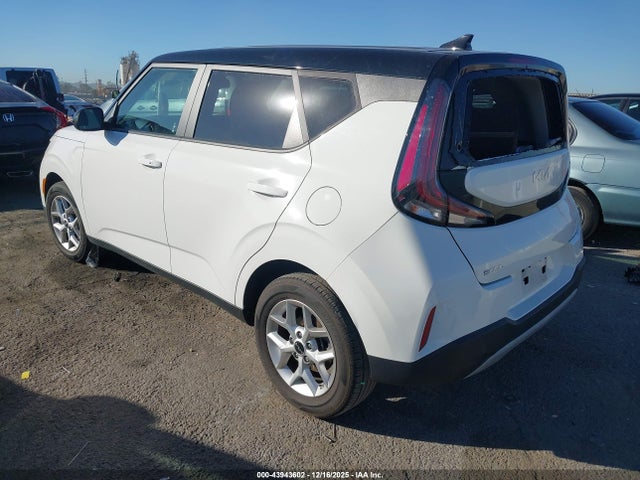 KNDJ23AU5P7194608 KIA SOUL S