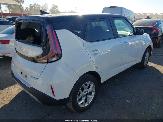 KNDJ23AU5P7194608 KIA SOUL S