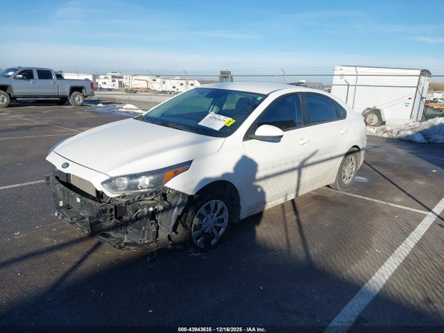 3KPF24AD4KE132928 KIA FORTE FE
