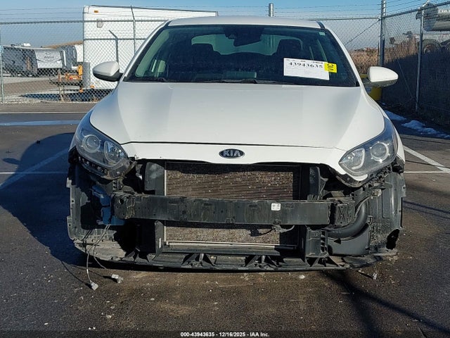 3KPF24AD4KE132928 KIA FORTE FE
