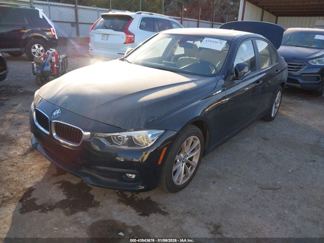 43943676 :رقم المزاد ، WBA8A3C58JA491760 vin ، 2018 Bmw 320i Xdrive مزاد بيع