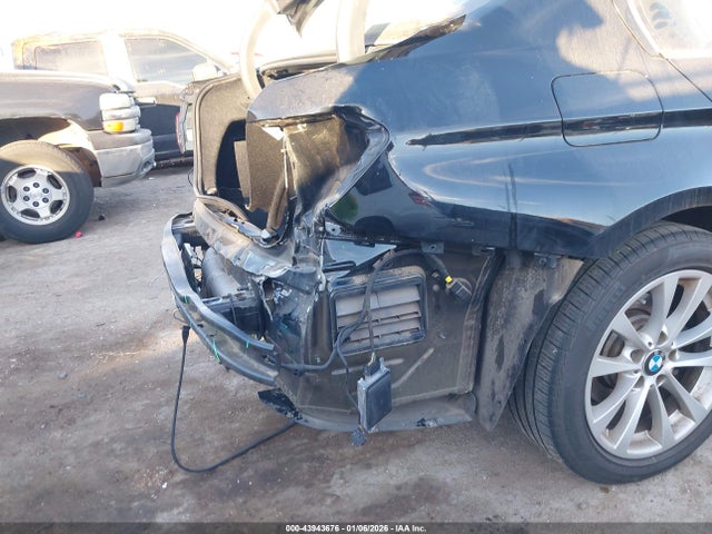 43943676 :رقم المزاد ، WBA8A3C58JA491760 vin ، 2018 Bmw 320i Xdrive مزاد بيع
