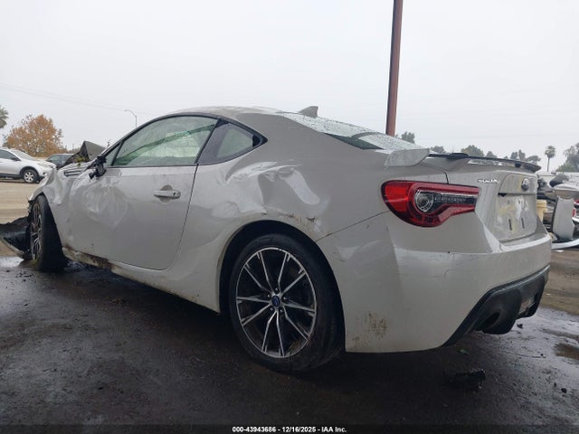 Subaru Brz Limited 2017 JF1ZCAC17H8605693 Image 3