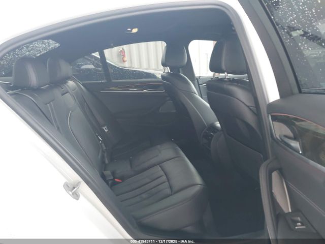 2021 BMW 530E WBA13AG07MCF47052 Photo 7
