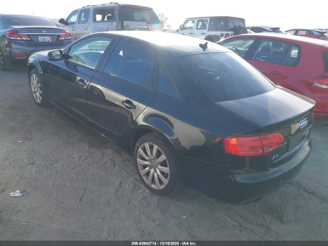 2012 Audi A4 2.0t Premium მანქანა იყიდება აუქციონზე, vin: WAUAFAFL7CN009678, აუქციონის ნომერი: 43943714