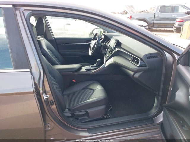 4T1G11AK1NU712160 Toyota CAMRY SE