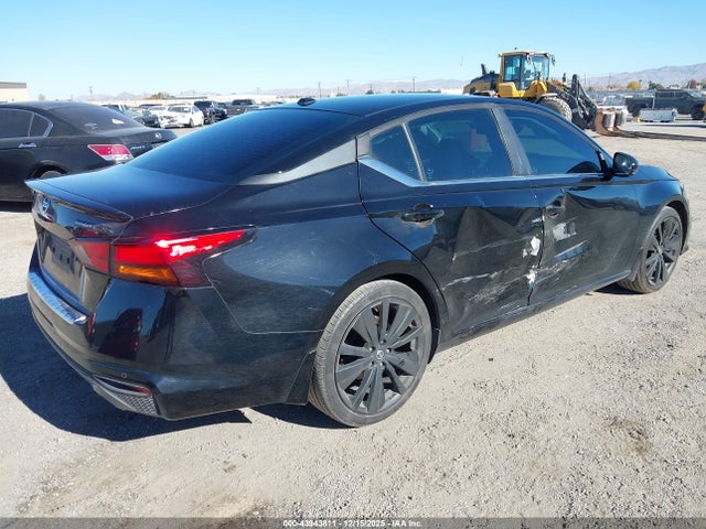 1N4BL4CVXNN315113 Nissan Altima Sr Fwd