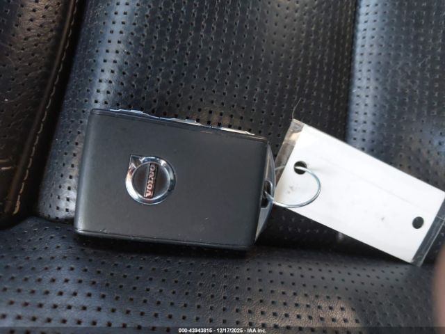 2018 VOLVO S90 LVYA22MLXJP047861 Photo 10