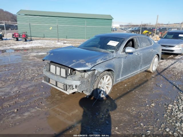 2018 VOLVO S90 LVYA22MLXJP047861 Photo 1