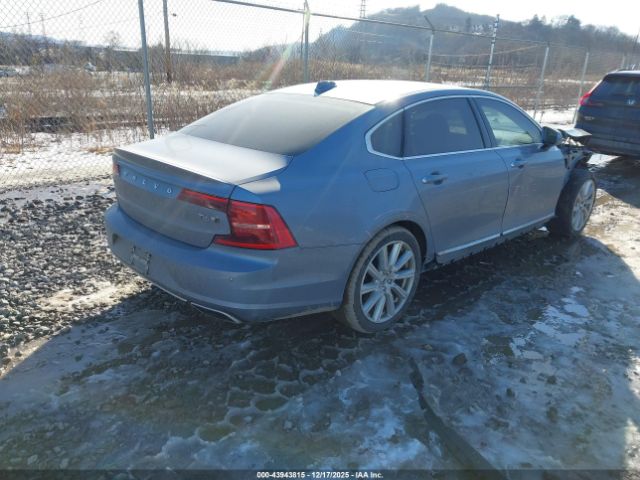 2018 VOLVO S90 LVYA22MLXJP047861 Photo 3