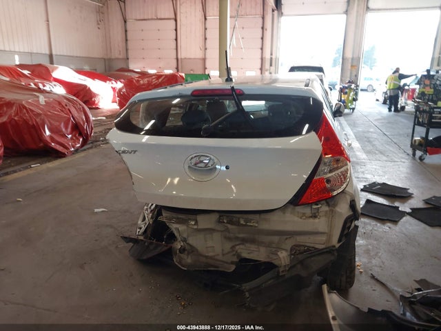 Hyundai ACCENT GS 2014 KMHCT5AEXEU167571 Image 16